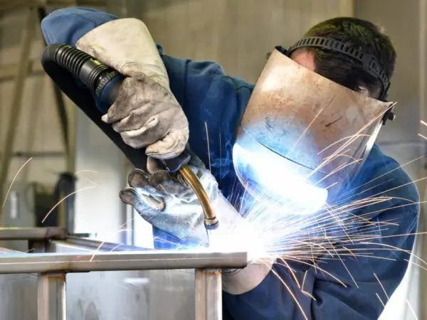 stick welding stainless steel,stick weld stainless steel,how to stick weld stainless steel​,how to stick weld stainless steel pipe,how to weld stainless steel with stick,how to weld stainless steel pi