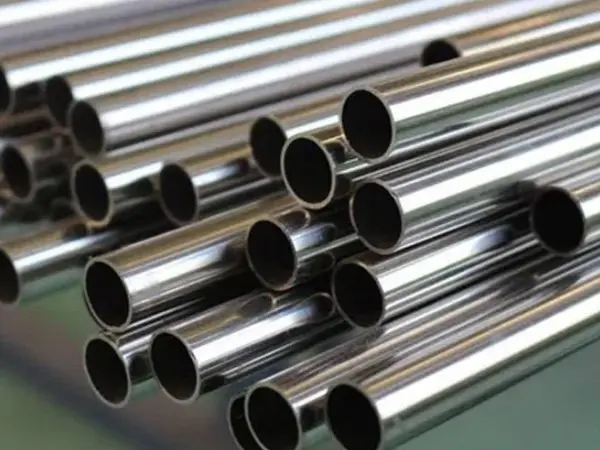 304/304l stainless steel pipe,304 vs 304L stainless steel, low carbon stainless pipe, stainless steel pipe grades, 304L welding properties, weld decay prevention